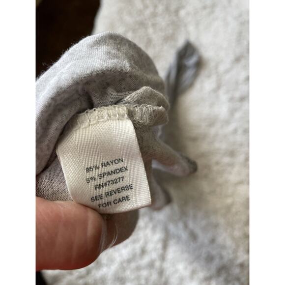 Mudd Women’s Sz. XS Rayon Blend Design Top. Soft, Comfortable - Picture 7 of 10